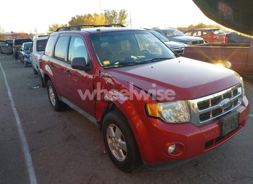 2009 Ford Escape XLT (VIN 1FMCU03719KC46949) main photo