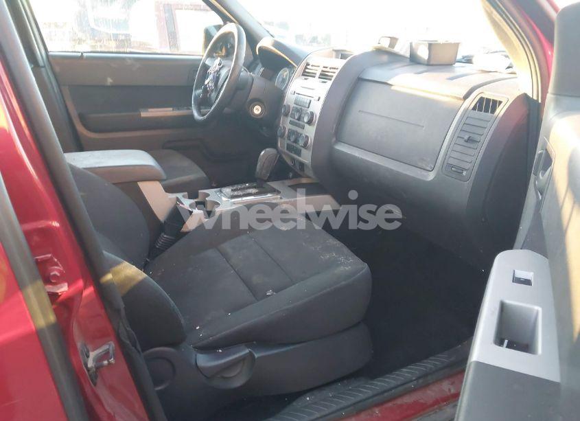 Photo 5 of 2009 Ford Escape XLT (VIN 1FMCU03719KC46949)