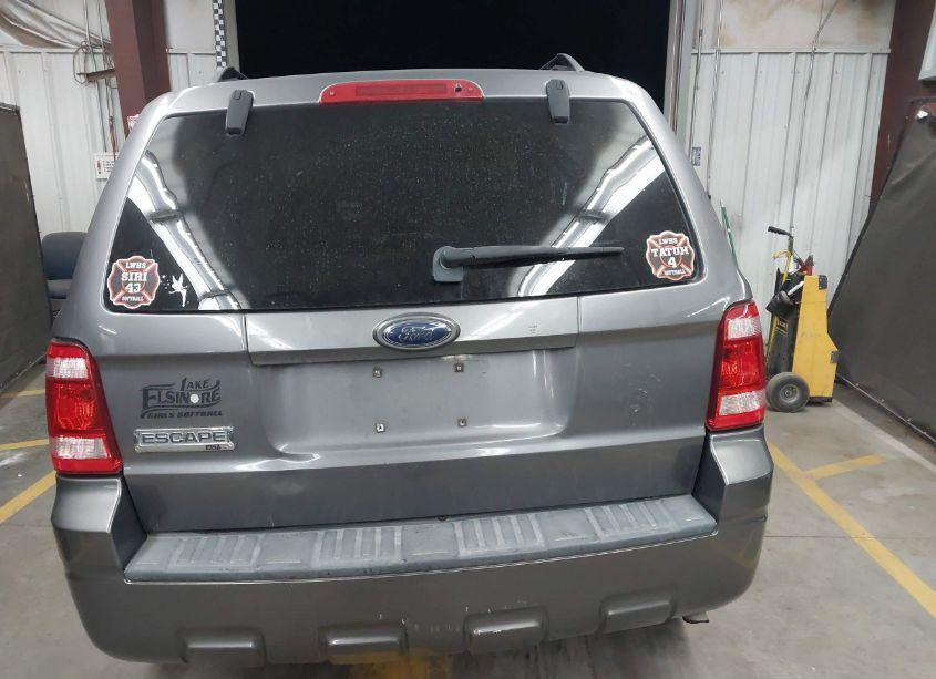 Photo 16 of 2009 Ford Escape XLT (VIN 1FMCU03719KC57644)