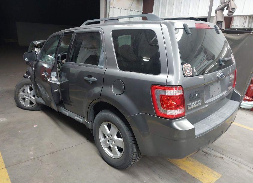 Photo 3 of 2009 Ford Escape XLT (VIN 1FMCU03719KC57644)