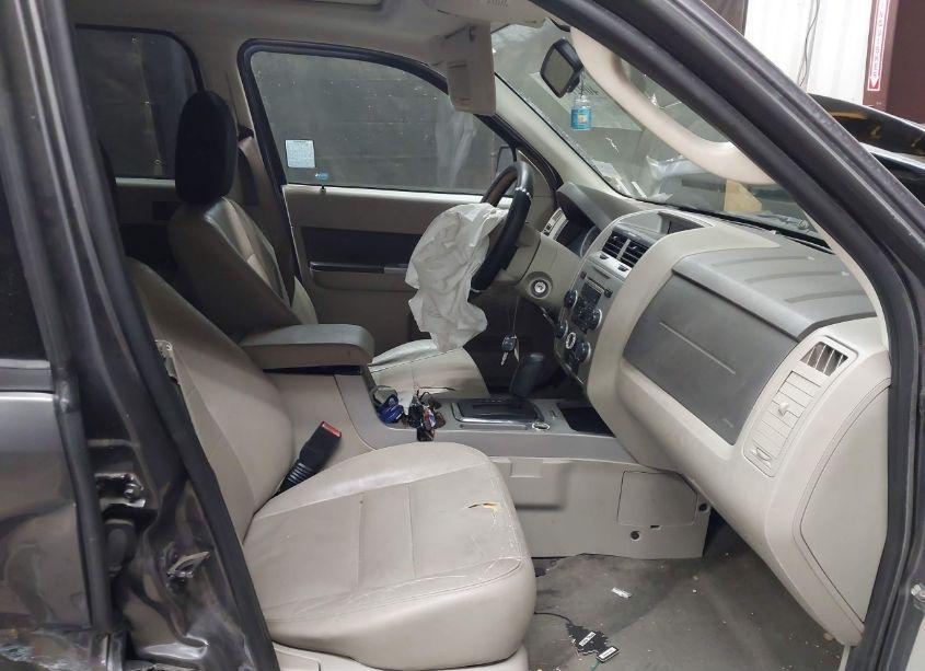 Photo 5 of 2009 Ford Escape XLT (VIN 1FMCU03719KC57644)