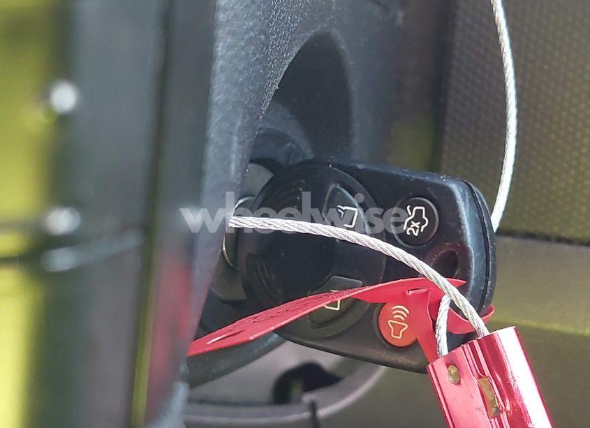 Photo 11 of 2009 Ford Escape XLT (VIN 1FMCU03729KA25750)