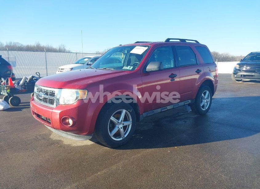 Photo 2 of 2009 Ford Escape XLT (VIN 1FMCU03729KA25750)