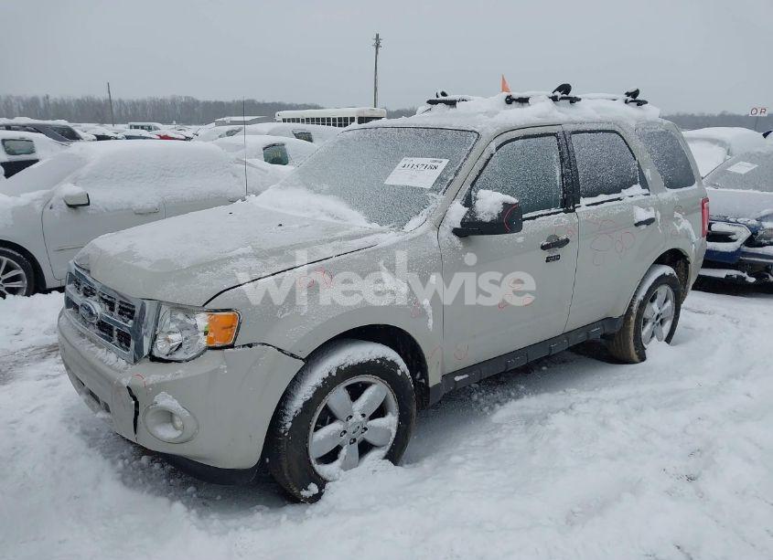 Photo 2 of 2009 Ford Escape XLT (VIN 1FMCU03729KA50521)