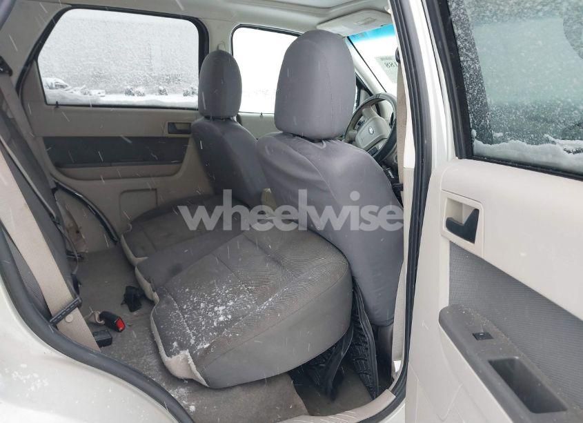 Photo 8 of 2009 Ford Escape XLT (VIN 1FMCU03729KA50521)