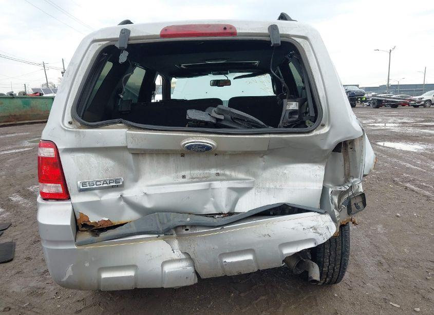Photo 6 of 2009 Ford Escape XLT (VIN 1FMCU03729KB28604)