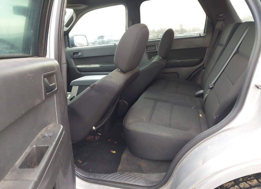 Photo 8 of 2009 Ford Escape XLT (VIN 1FMCU03729KB28604)