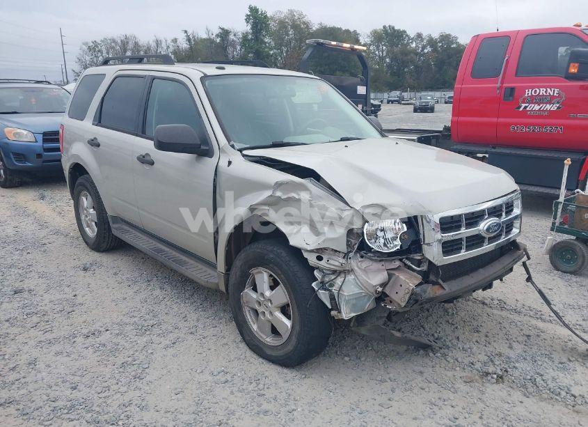 2009 Ford Escape XLT (VIN 1FMCU03729KB94912) main photo