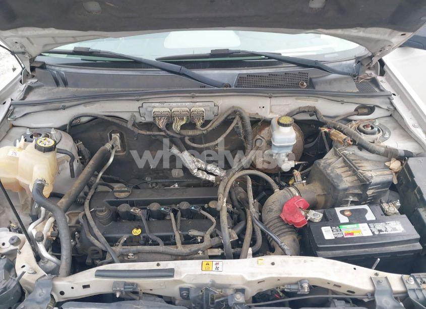 Photo 10 of 2009 Ford Escape XLT (VIN 1FMCU03729KB94912)