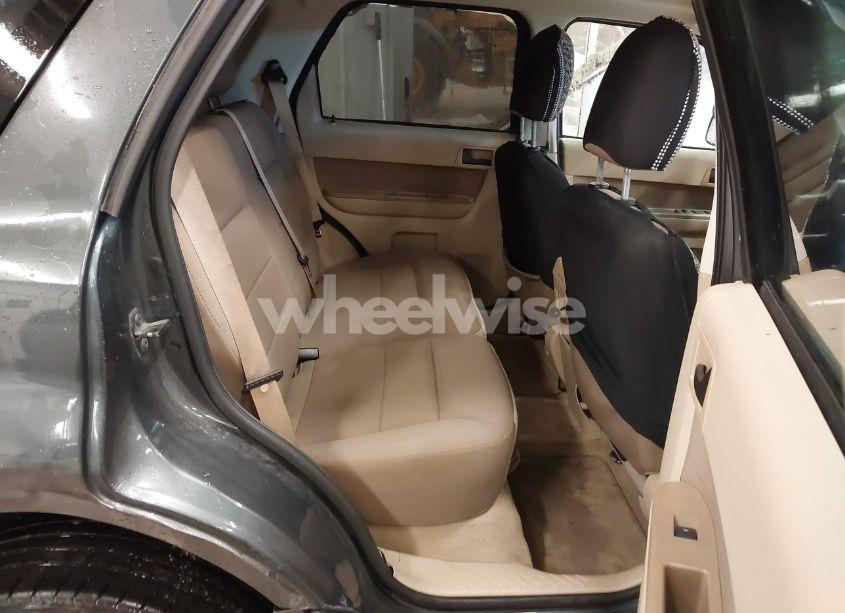 Photo 8 of 2009 Ford Escape XLT (VIN 1FMCU03729KC04211)