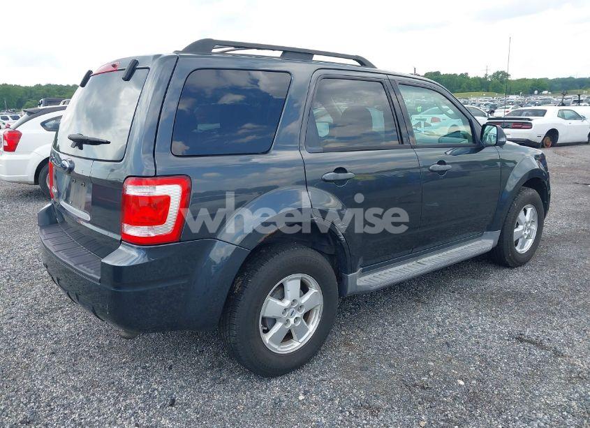 Photo 4 of 2009 Ford Escape XLT (VIN 1FMCU03739KC34270)