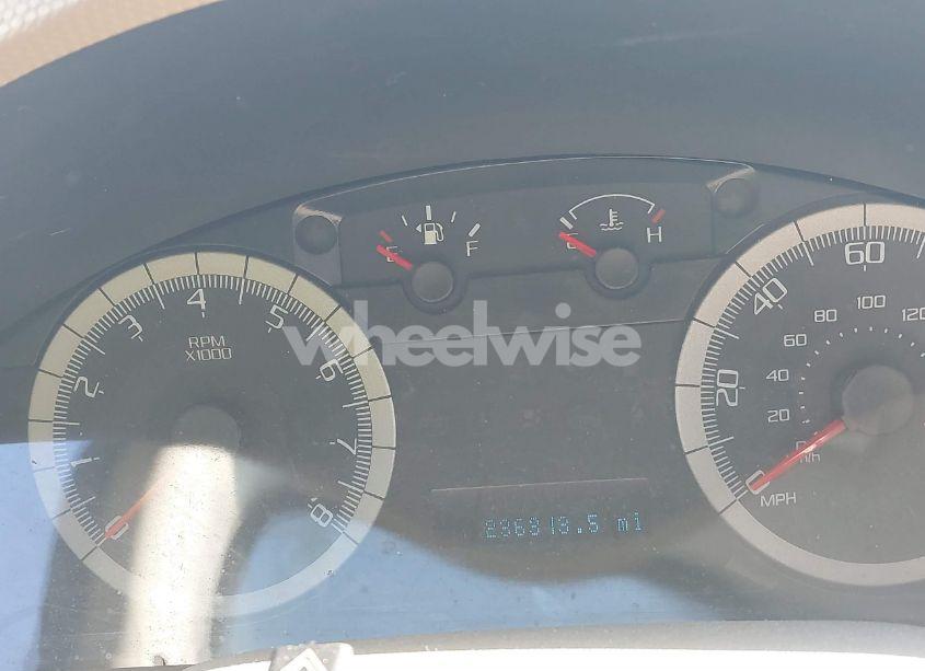 Photo 14 of 2009 Ford Escape XLT (VIN 1FMCU03739KC99815)