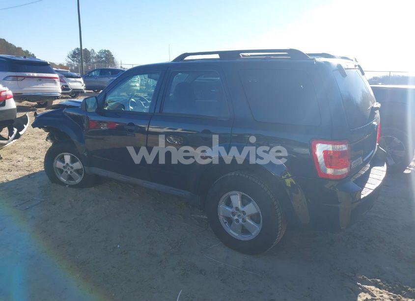 Photo 3 of 2009 Ford Escape XLT (VIN 1FMCU03739KC99815)