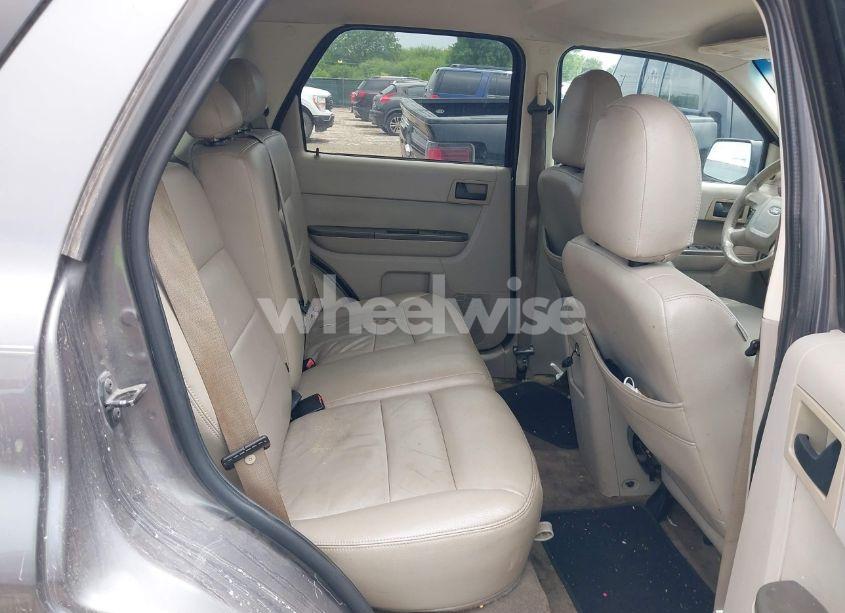 Photo 8 of 2009 Ford Escape XLT (VIN 1FMCU03749KA29640)