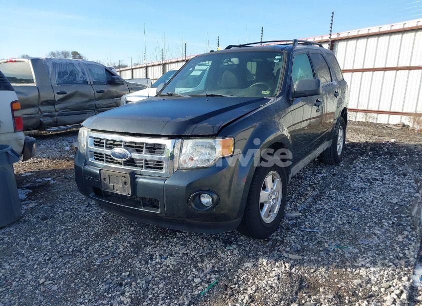 Photo 2 of 2009 Ford Escape XLT (VIN 1FMCU03749KB20987)