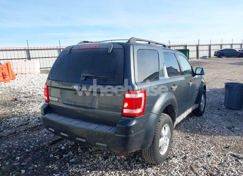 Photo 4 of 2009 Ford Escape XLT (VIN 1FMCU03749KB20987)