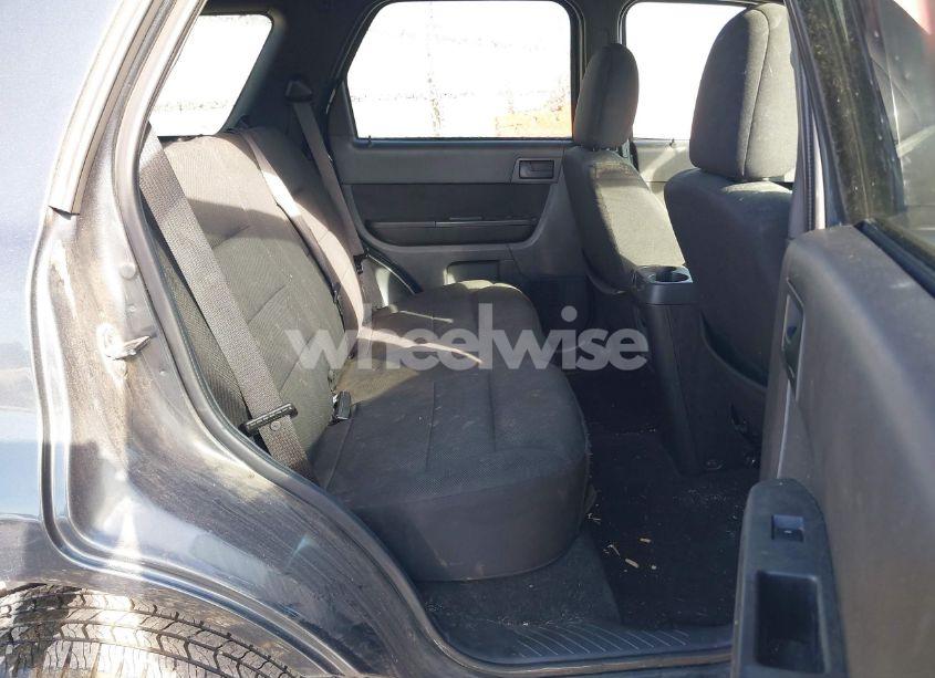 Photo 8 of 2009 Ford Escape XLT (VIN 1FMCU03749KB20987)