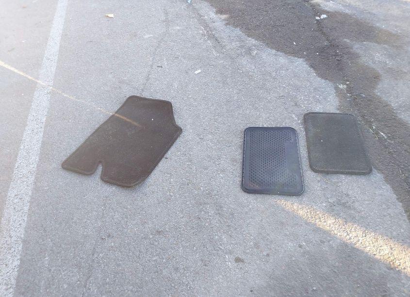 Photo 12 of 2009 Ford Escape XLT (VIN 1FMCU03749KC47920)