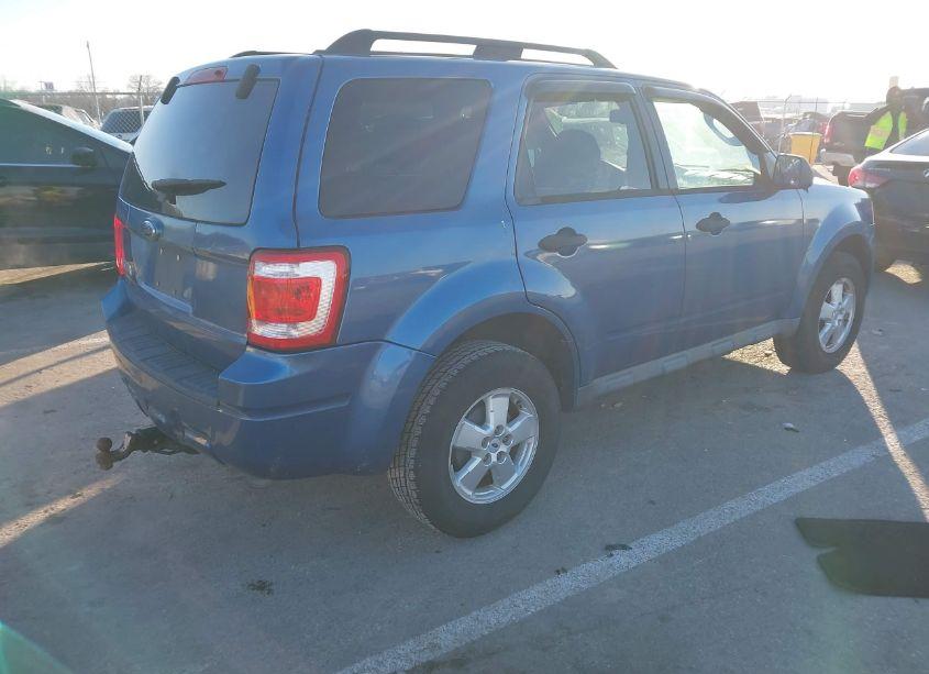 Photo 4 of 2009 Ford Escape XLT (VIN 1FMCU03749KC47920)