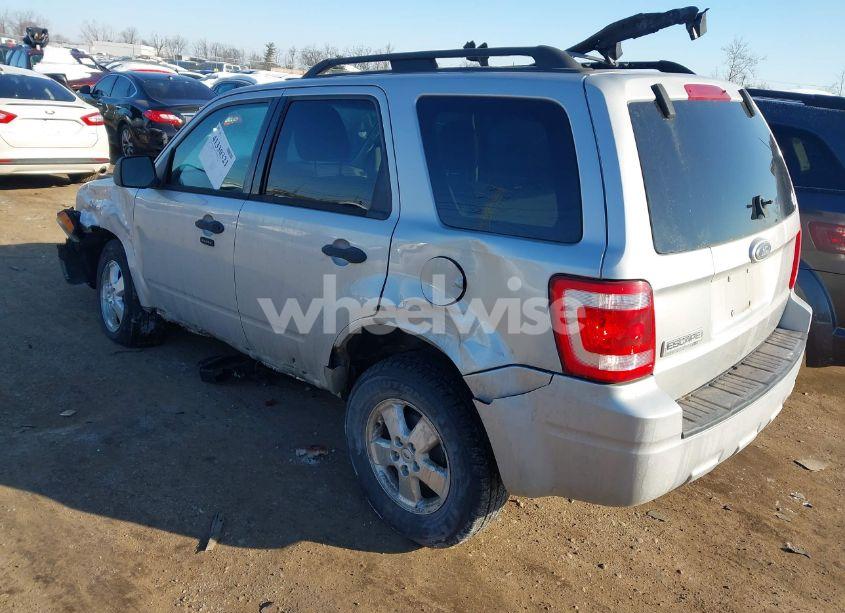 Photo 3 of 2009 Ford Escape XLT (VIN 1FMCU03749KC80805)