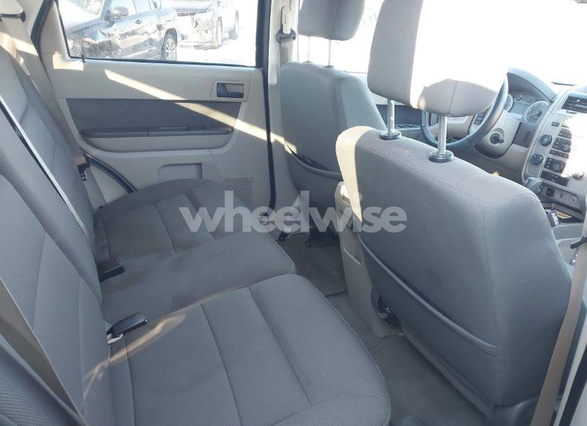 Photo 8 of 2009 Ford Escape XLT (VIN 1FMCU03749KC80805)