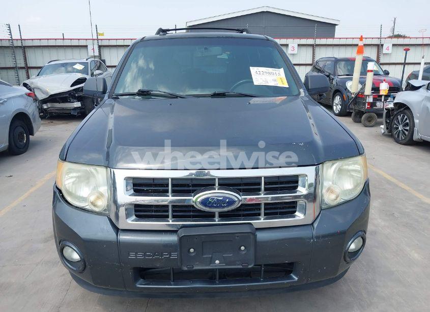 Photo 14 of 2009 Ford Escape XLT (VIN 1FMCU03749KD11535)
