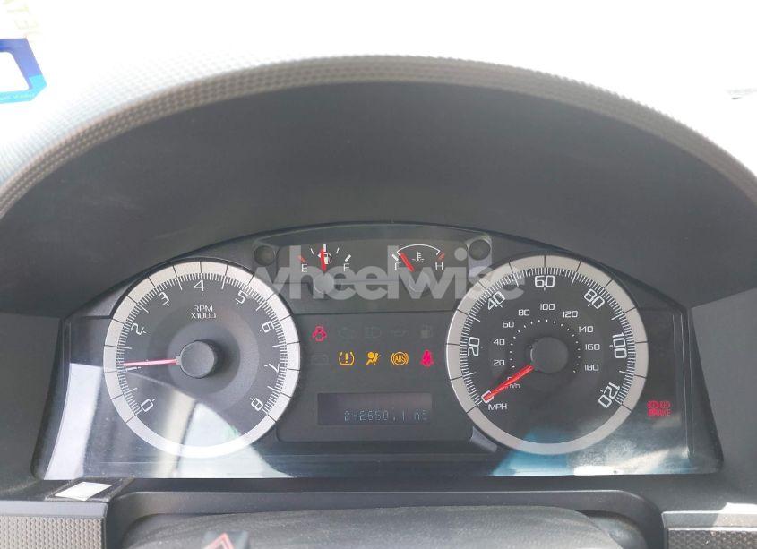 Photo 7 of 2009 Ford Escape XLT (VIN 1FMCU03749KD11535)