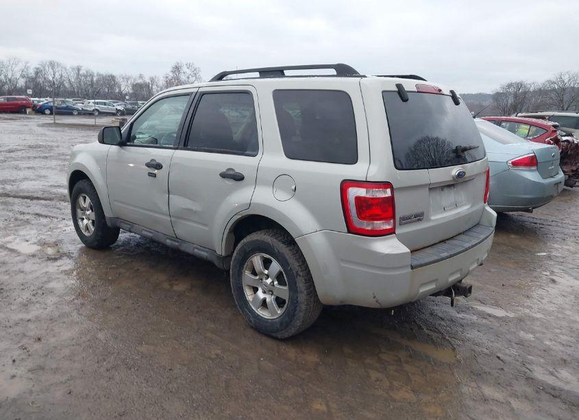 Photo 3 of 2009 Ford Escape XLT (VIN 1FMCU03759KB79241)