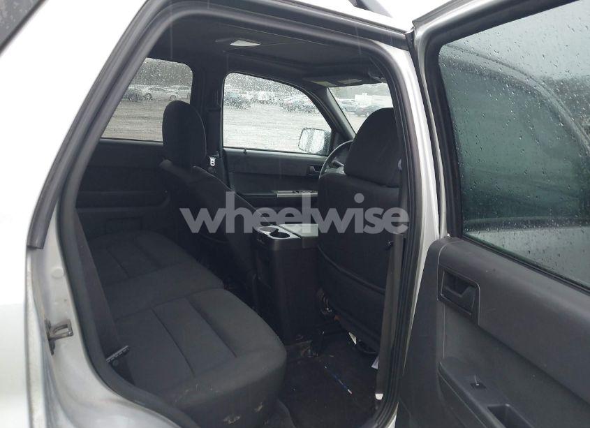 Photo 8 of 2009 Ford Escape XLT (VIN 1FMCU03759KC57145)