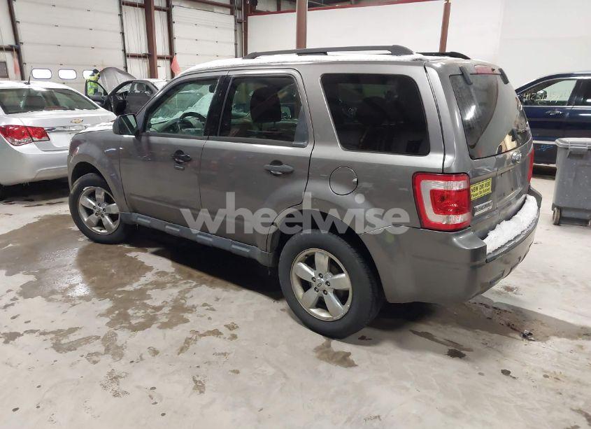 Photo 3 of 2009 Ford Escape XLT (VIN 1FMCU03759KC67397)