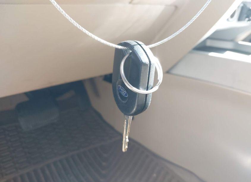 Photo 11 of 2009 Ford Escape XLT (VIN 1FMCU03779KB94906)