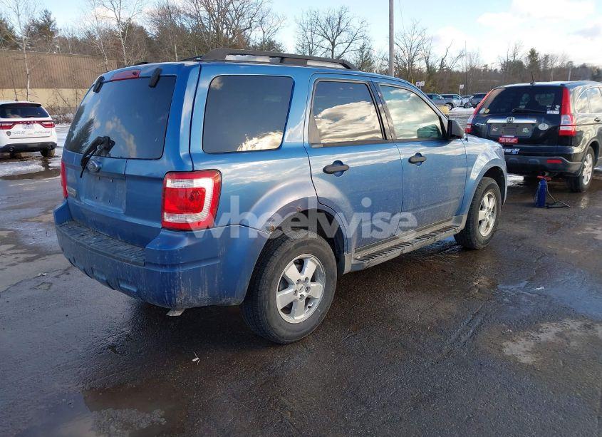 Photo 4 of 2009 Ford Escape XLT (VIN 1FMCU03789KA08841)