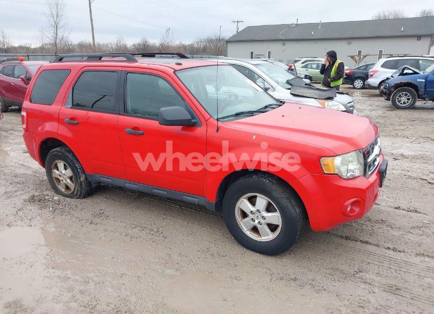 2009 Ford Escape XLT (VIN 1FMCU03789KA26076) main photo