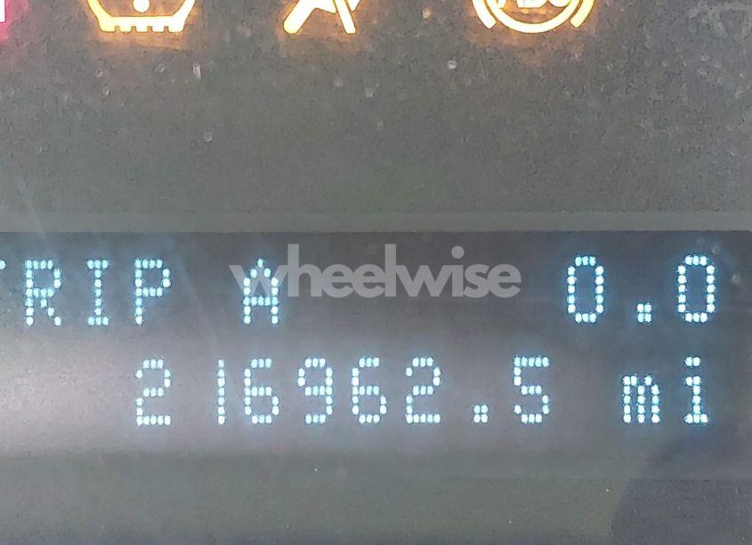 Photo 15 of 2009 Ford Escape XLT (VIN 1FMCU03789KB34181)