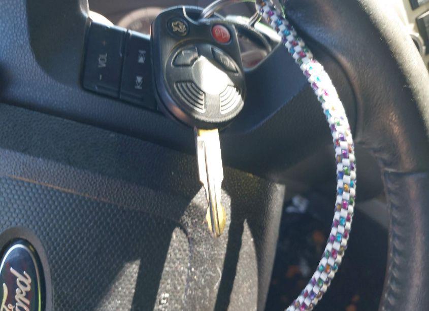 Photo 11 of 2009 Ford Escape XLT (VIN 1FMCU03799KA21212)