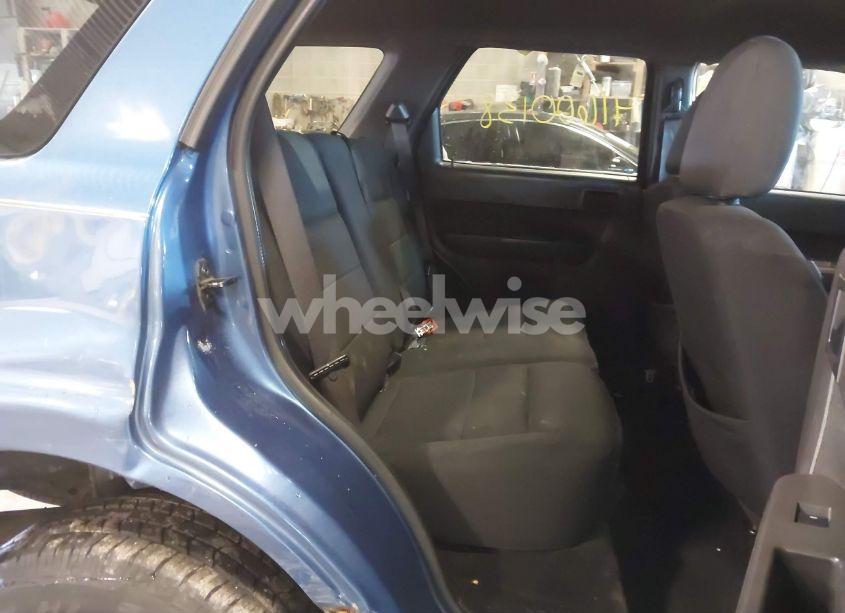 Photo 8 of 2009 Ford Escape XLT (VIN 1FMCU03799KA80583)