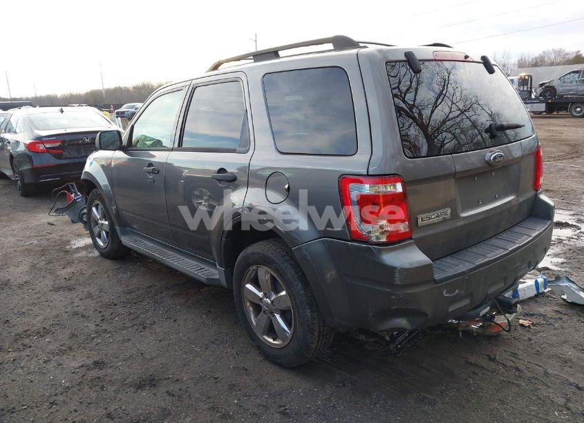 Photo 3 of 2009 Ford Escape XLT (VIN 1FMCU03799KA82592)