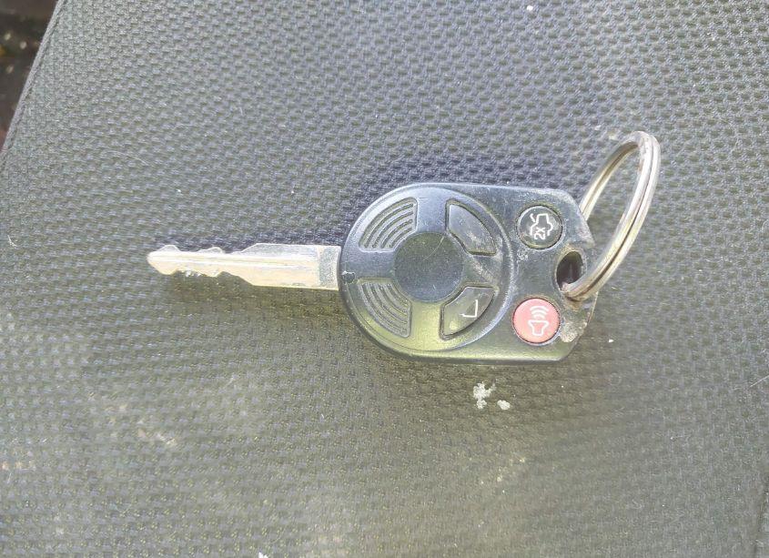 Photo 11 of 2009 Ford Escape XLT (VIN 1FMCU03799KC85305)