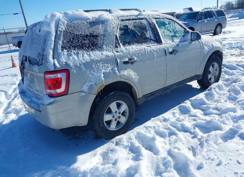 Photo 4 of 2009 Ford Escape XLT (VIN 1FMCU037X9KA87011)