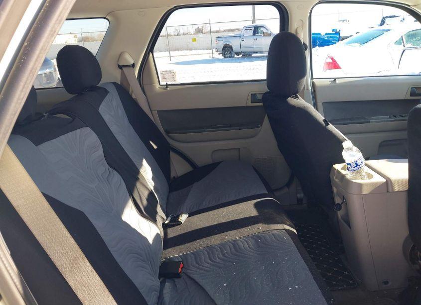 Photo 8 of 2009 Ford Escape XLT (VIN 1FMCU037X9KA87011)