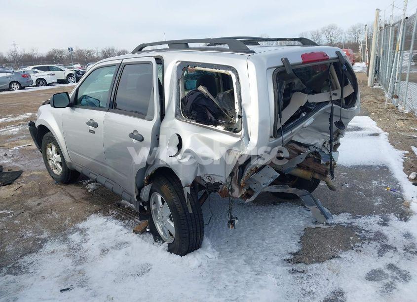 Photo 3 of 2009 Ford Escape XLT (VIN 1FMCU037X9KA87722)