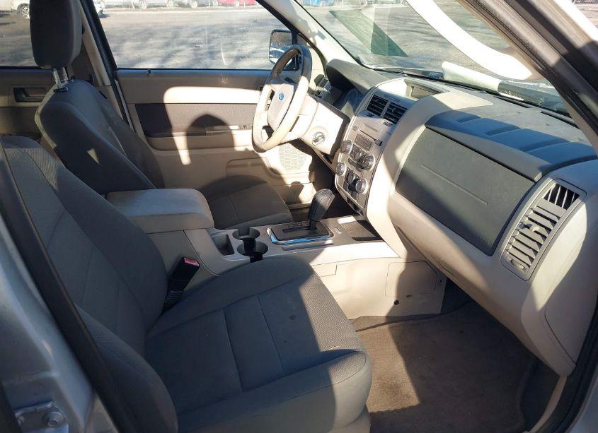 Photo 5 of 2009 Ford Escape XLT (VIN 1FMCU037X9KB30469)