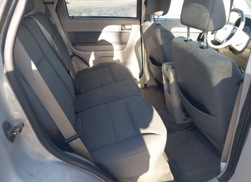 Photo 8 of 2009 Ford Escape XLT (VIN 1FMCU037X9KB30469)