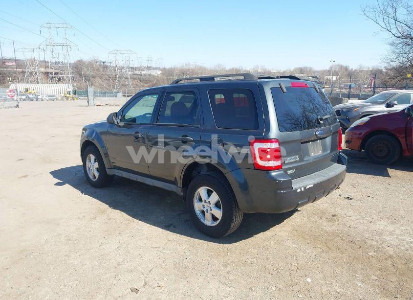Photo 3 of 2009 Ford Escape XLT (VIN 1FMCU037X9KC05204)