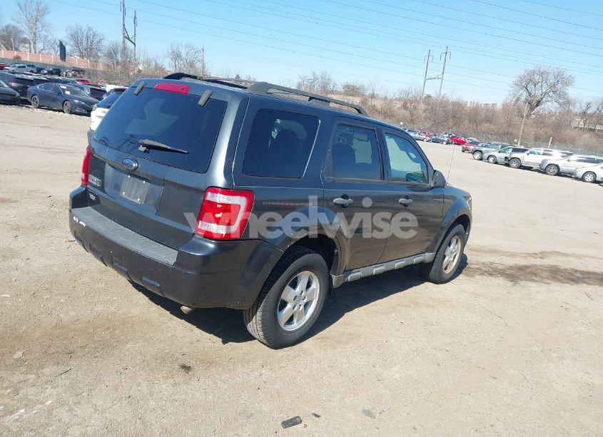 Photo 4 of 2009 Ford Escape XLT (VIN 1FMCU037X9KC05204)