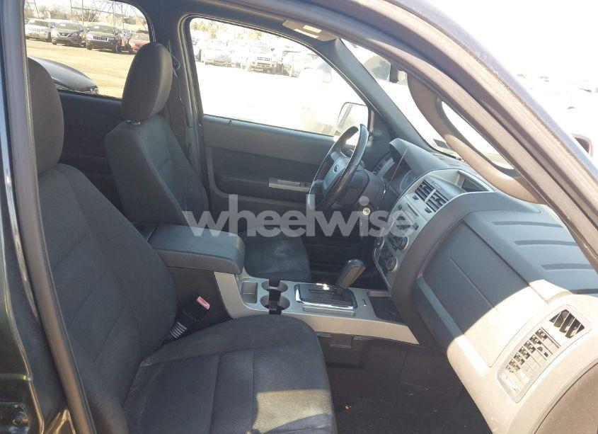 Photo 5 of 2009 Ford Escape XLT (VIN 1FMCU037X9KC05204)