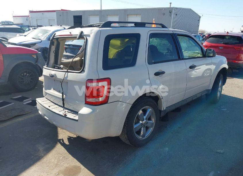 Photo 4 of 2009 Ford Escape XLT (VIN 1FMCU03G09KA36987)