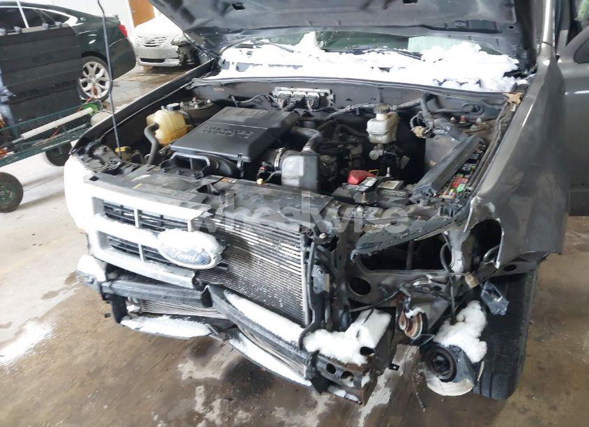 Photo 10 of 2009 Ford Escape XLT (VIN 1FMCU03G09KA98163)