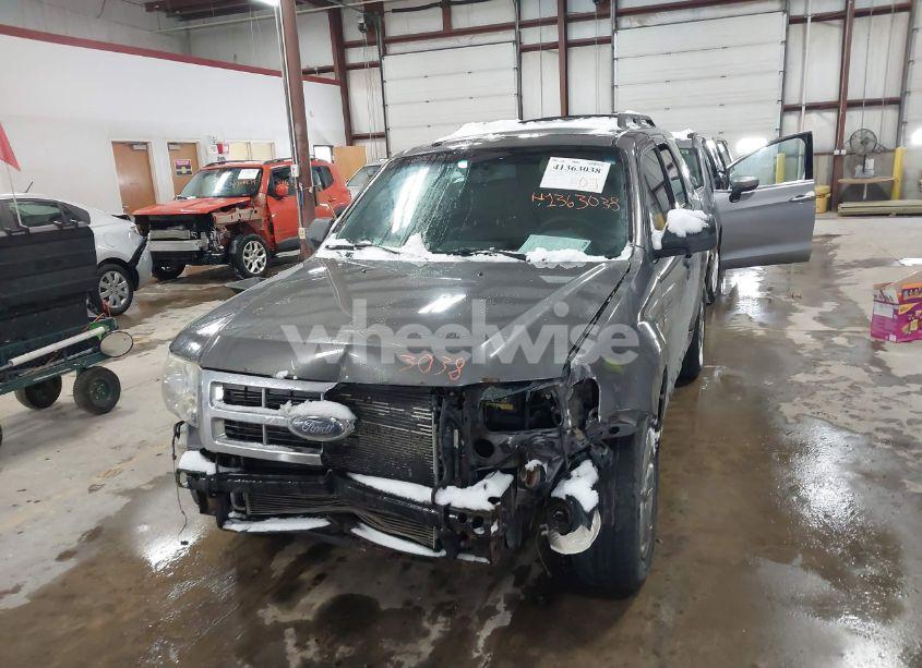 Photo 13 of 2009 Ford Escape XLT (VIN 1FMCU03G09KA98163)