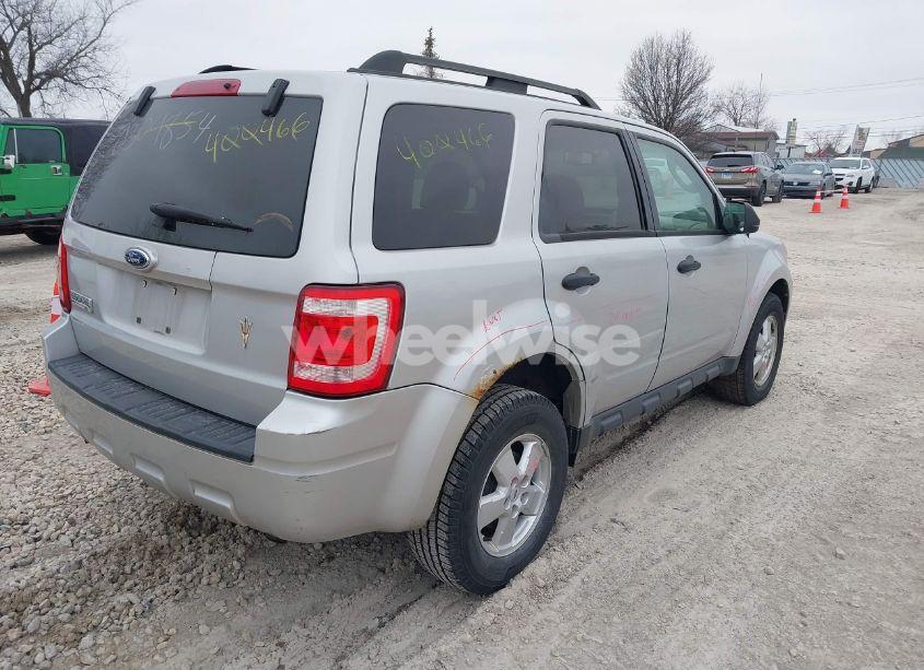 Photo 4 of 2009 Ford Escape XLT (VIN 1FMCU03G19KA69822)